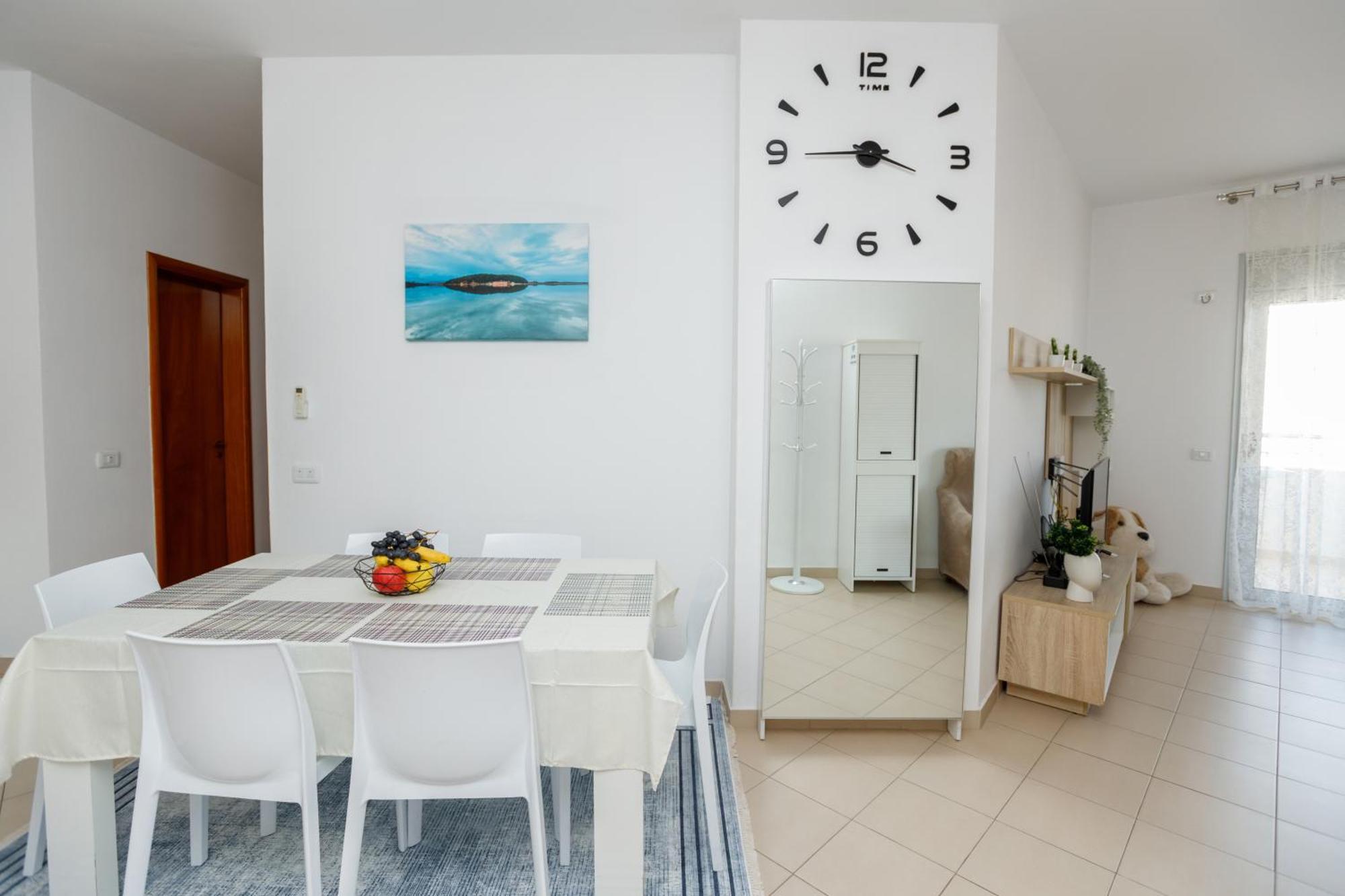 Gus Apartament Vlore Ngoại thất bức ảnh